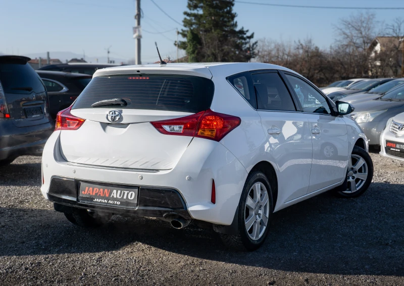 Toyota Auris 1.6 i-VVTI С ГАРАНЦИЯ! TOP!!!, снимка 4 - Автомобили и джипове - 52800929