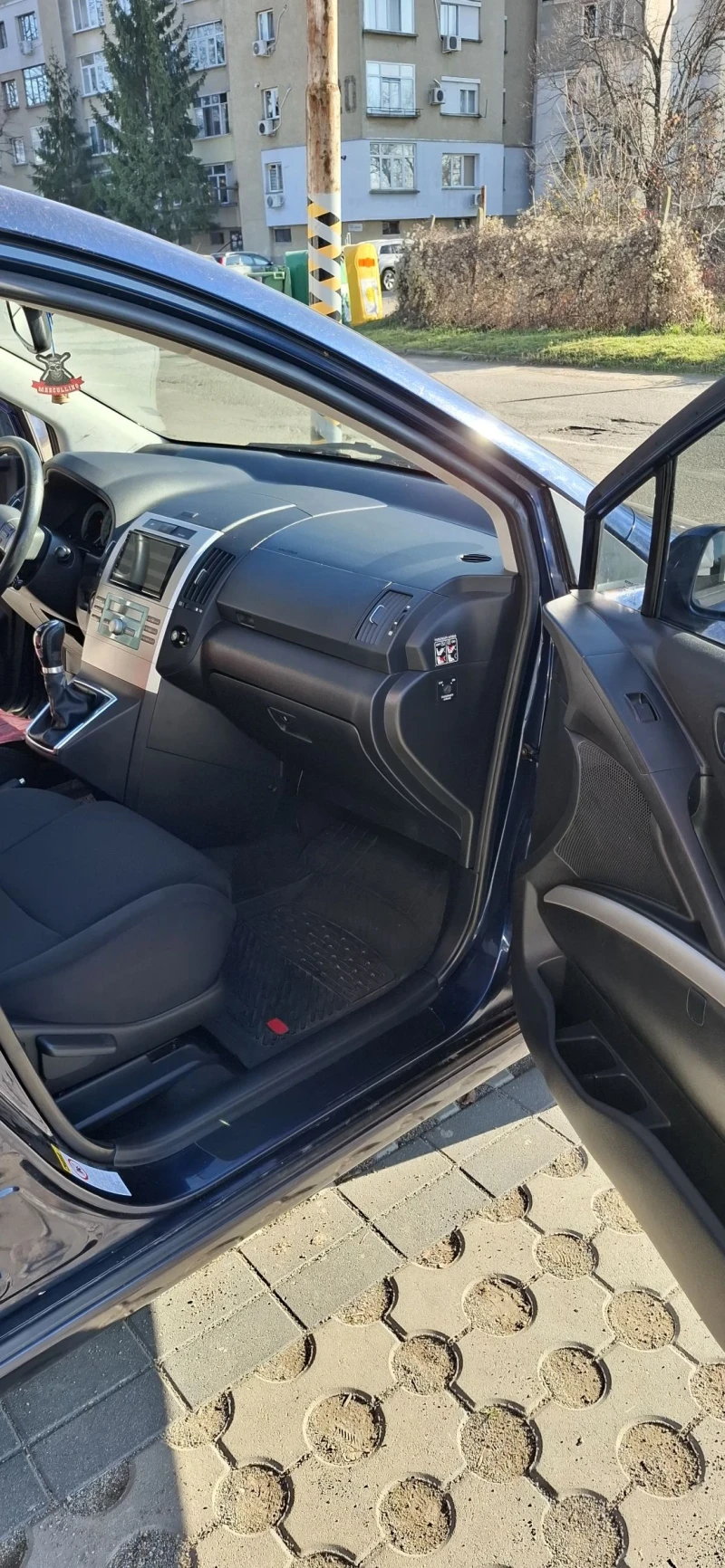 Toyota Corolla verso 1.8 vvt-i бензин газ , снимка 17 - Автомобили и джипове - 52818294