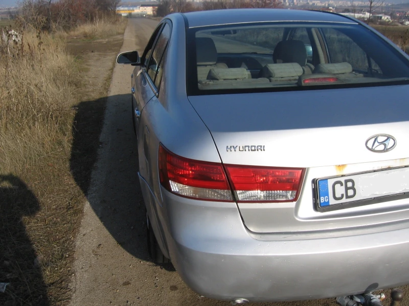 Hyundai Sonata, снимка 4 - Автомобили и джипове - 52886853