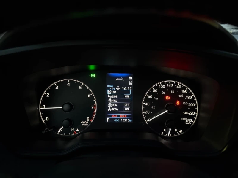 Toyota Corolla * LE CVT * CARFAX * ЦЕНА ДО БГ, снимка 8 - Автомобили и джипове - 52893433