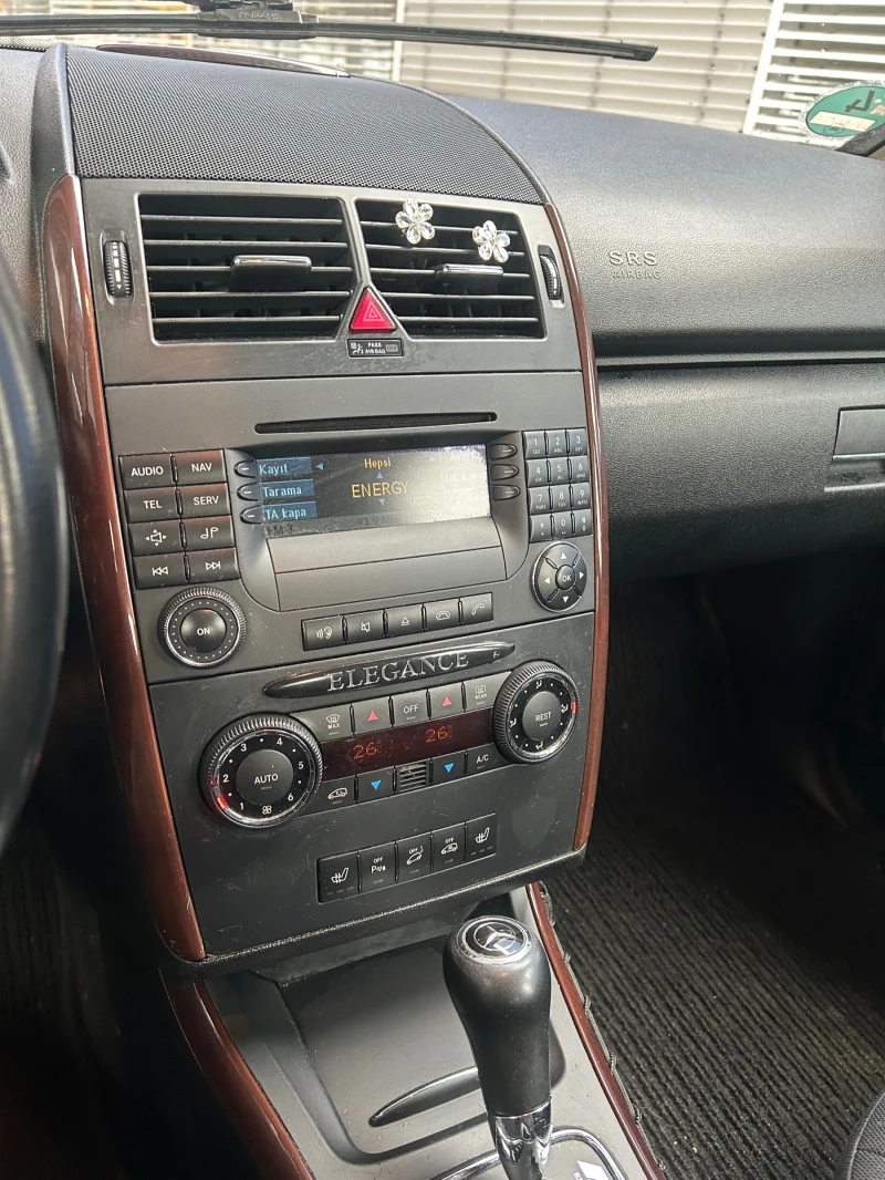 Mercedes-Benz A 200, снимка 9 - Автомобили и джипове - 53484897