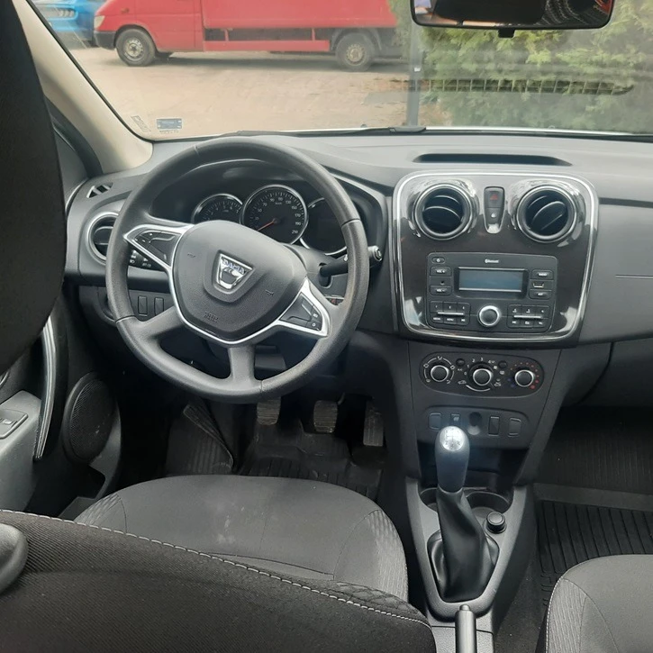 Dacia Logan 1.5 TDCI, N1, снимка 9 - Автомобили и джипове - 46281290