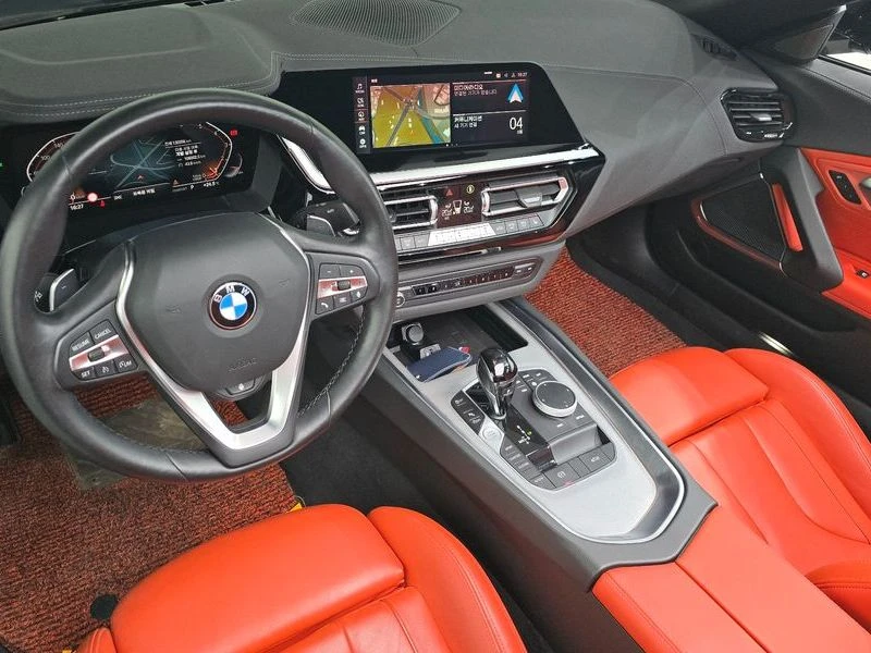 BMW Z4 Z4 Sdrive20I Sports, снимка 7 - Автомобили и джипове - 55964181