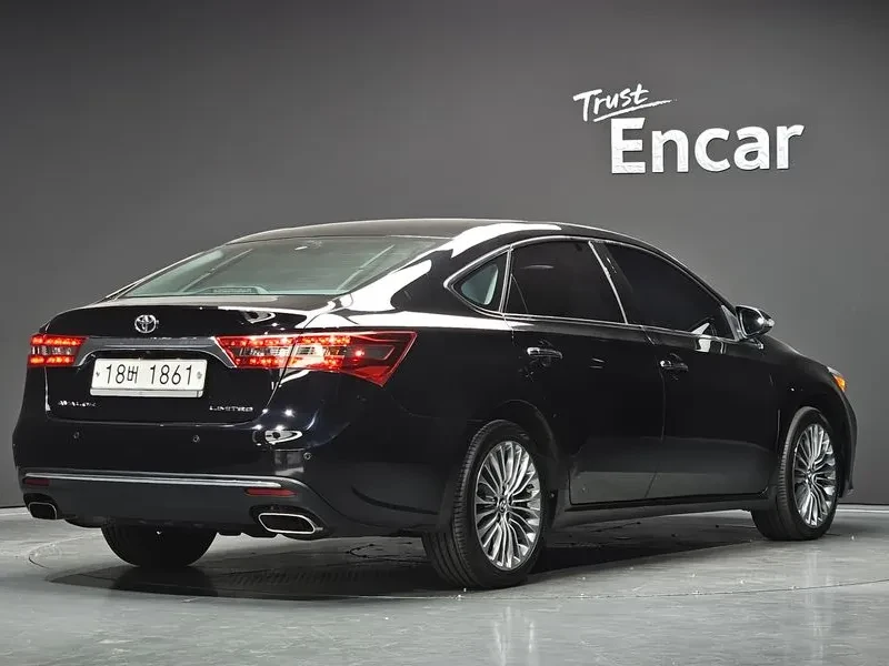 Toyota Avalon  Limited, снимка 2 - Автомобили и джипове - 56653727
