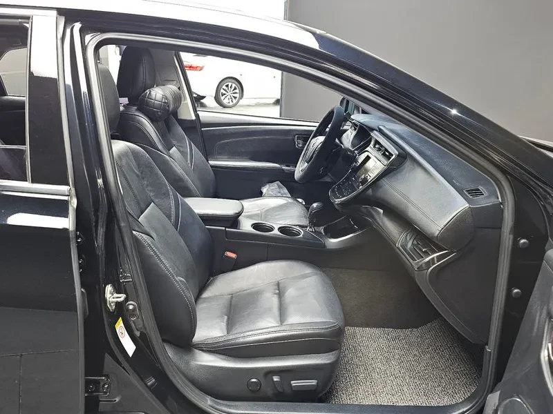 Toyota Avalon  Limited, снимка 10 - Автомобили и джипове - 56653727
