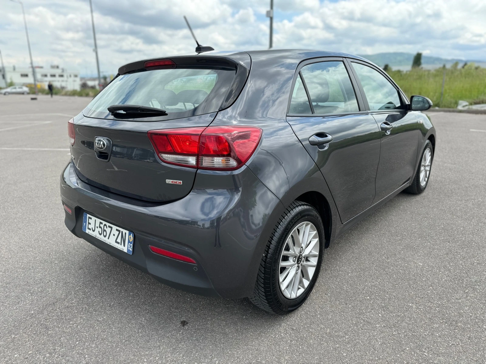 Kia Rio 1.0TURBO-GDI-KTEO-2017-NAVI-камера - изображение 6