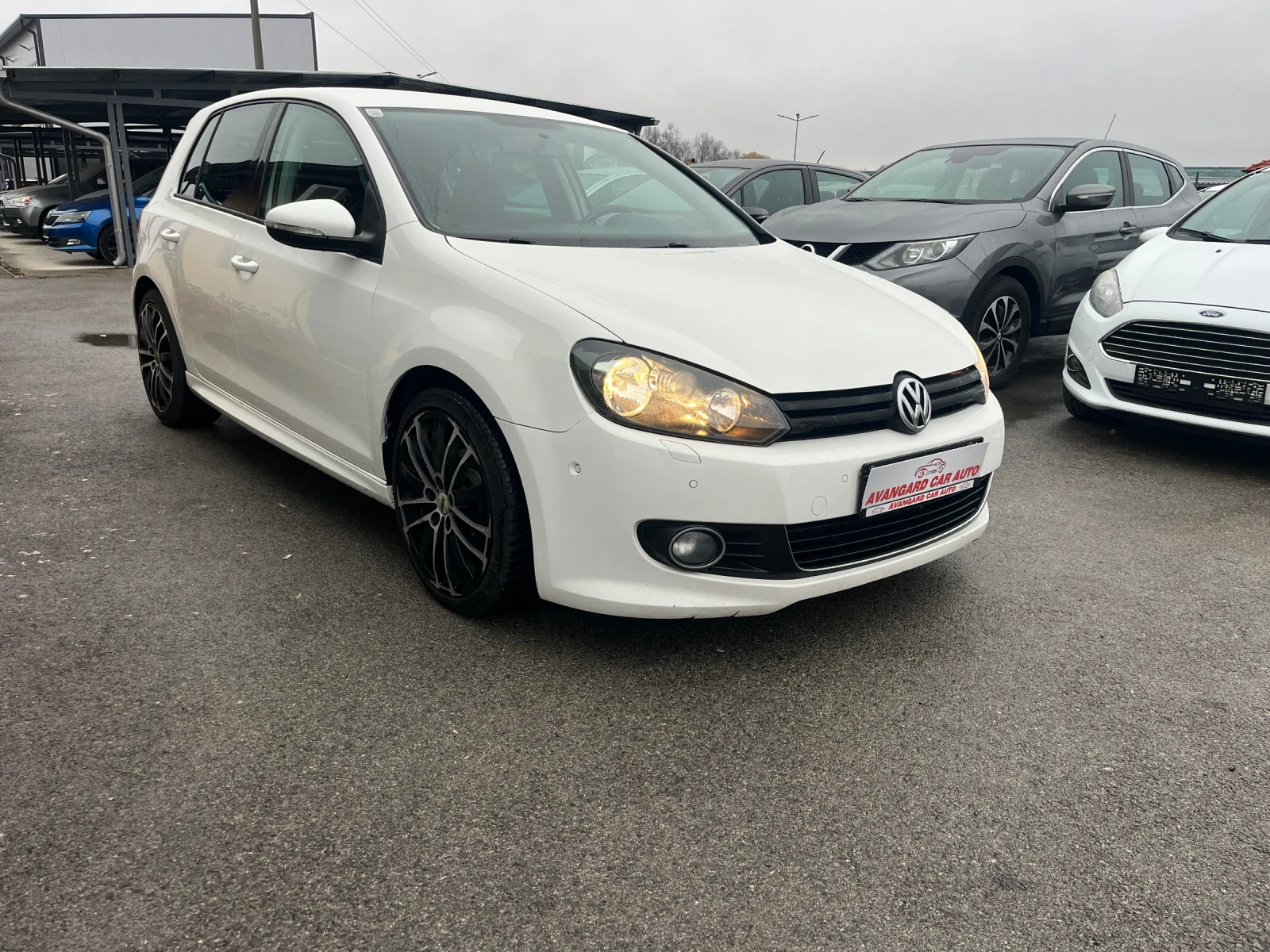 VW Golf 1.6 TDI 90 к.с - изображение 4