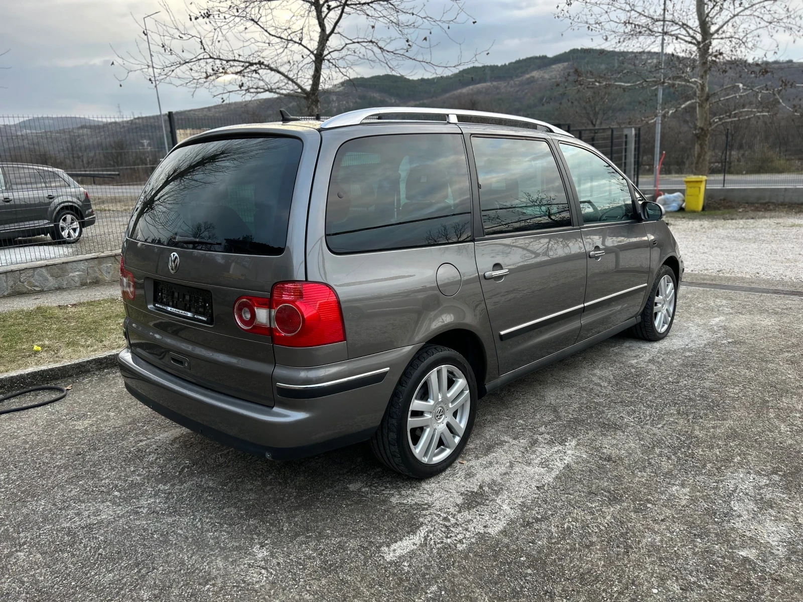 VW Sharan 2.0TDI Freestyle 7места - изображение 3