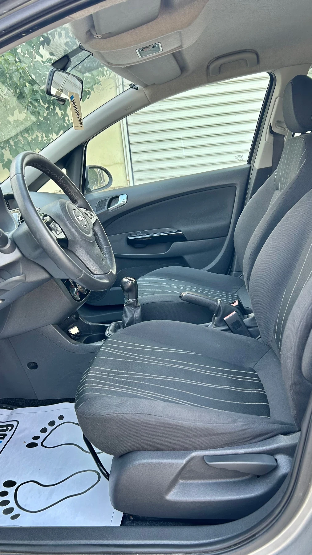 Opel Corsa 1.2i GPL / Парктроник / 190 000км / - изображение 8
