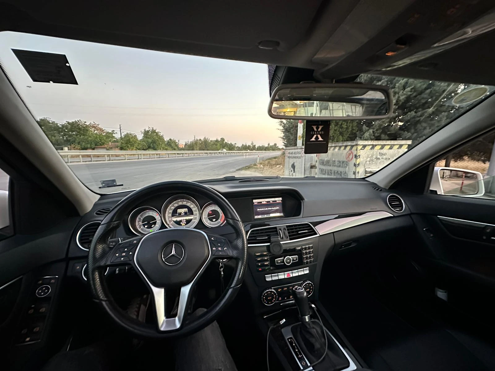 Mercedes-Benz C 180 | Mobile.bg � ����������� 15