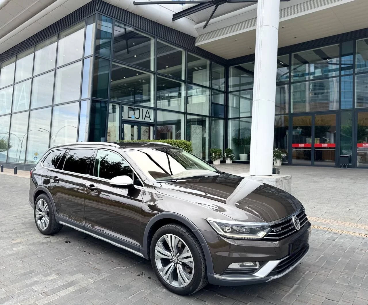 VW Passat Alltrack 4x4 DSG N1  | Mobile.bg   3
