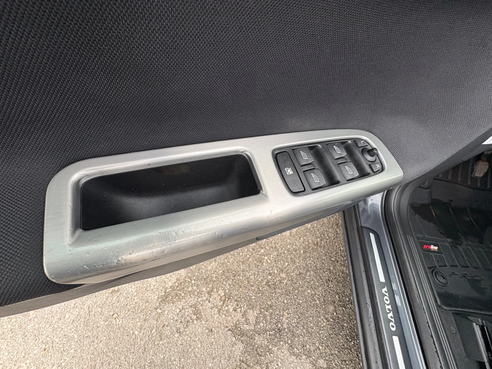 Volvo V50 2.4i 170 �.�. | Mobile.bg � ����������� 12