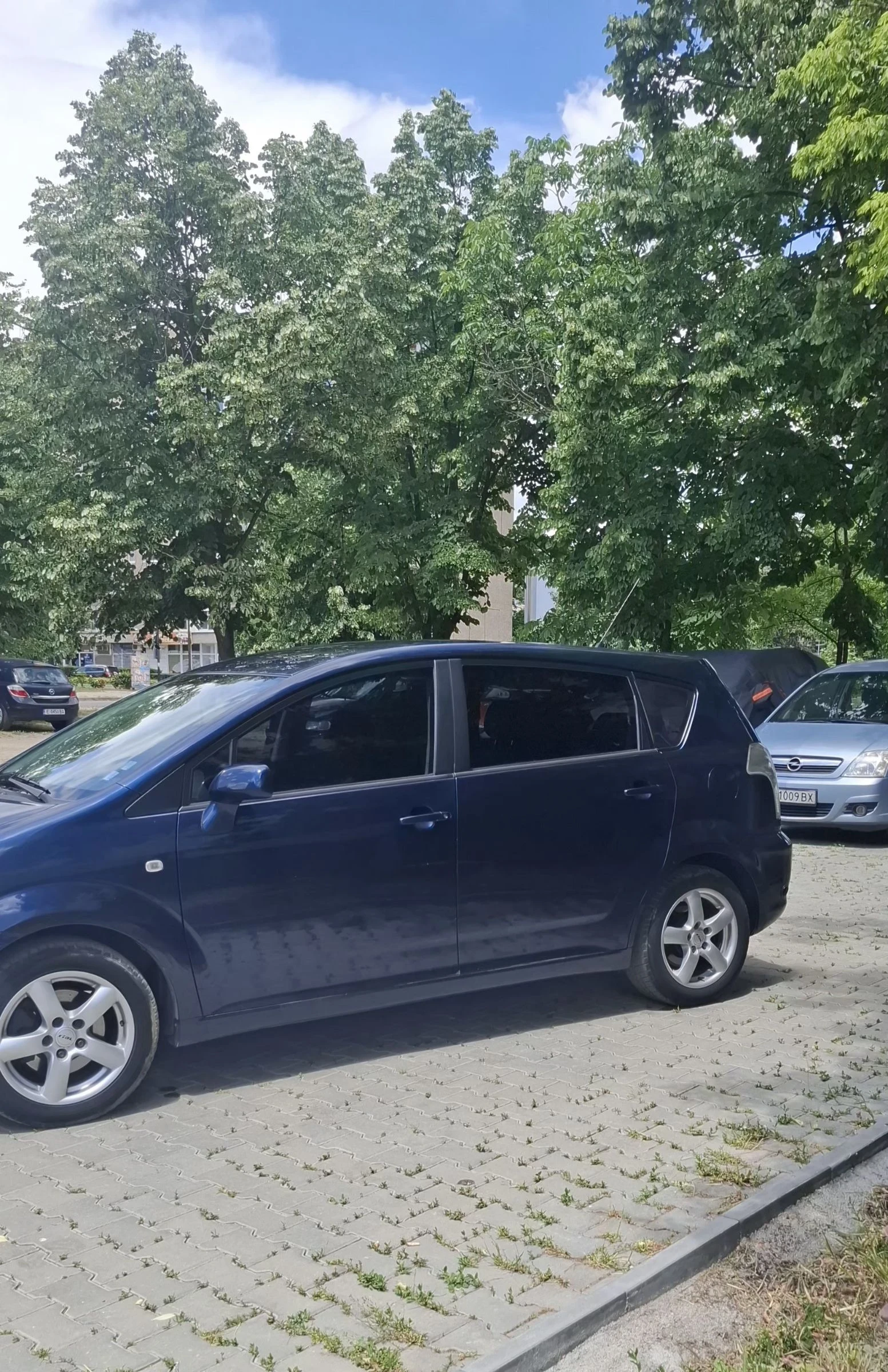 Toyota Corolla verso 1.8 vvt-i бензин газ , снимка 8 - Автомобили и джипове - 52818294