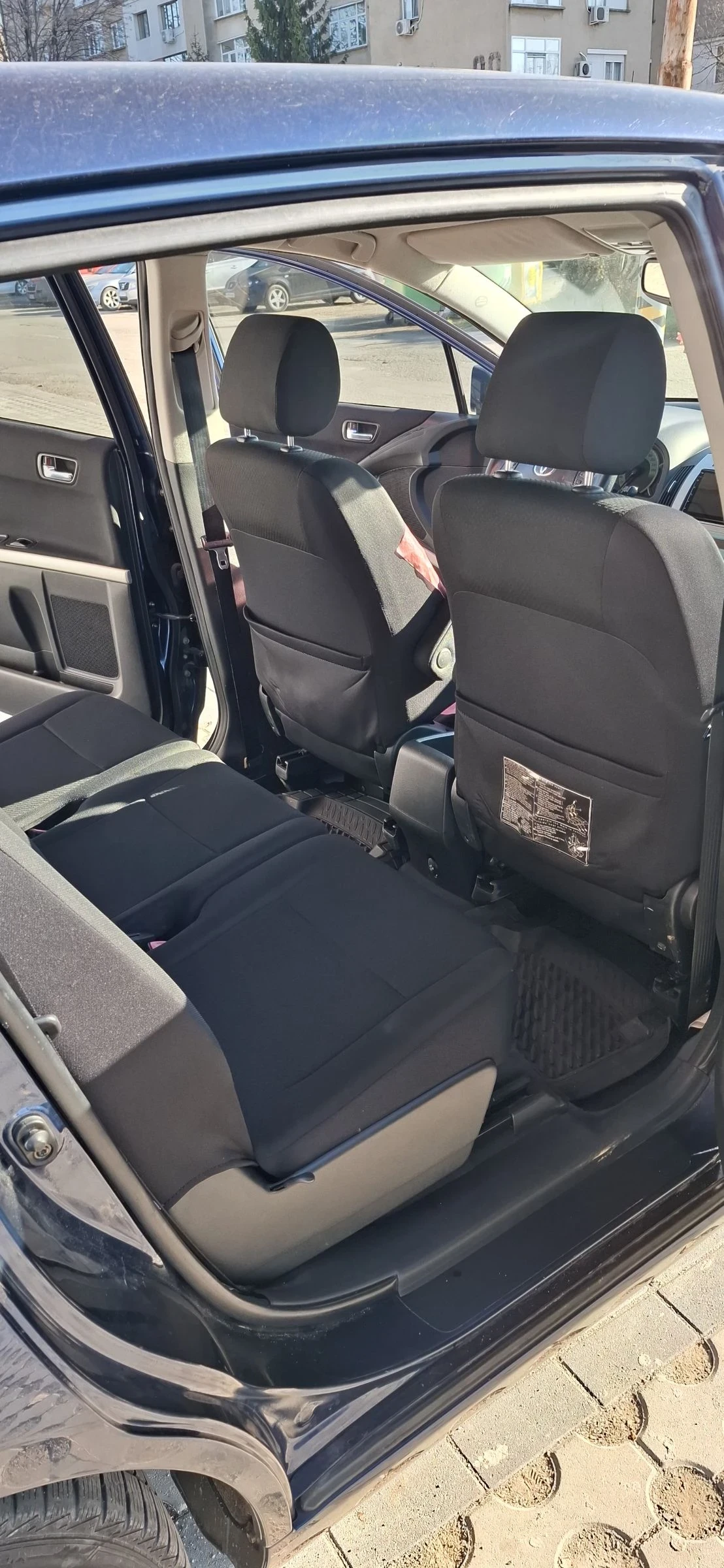 Toyota Corolla verso 1.8 vvt-i ������ ���  | Mobile.bg � ����������� 12