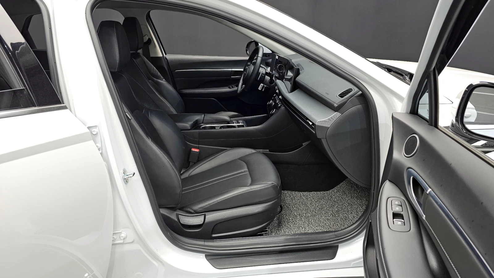 Hyundai Sonata 2.0LPG MOBILITY autogeorge.com | Mobile.bg � ����������� 10