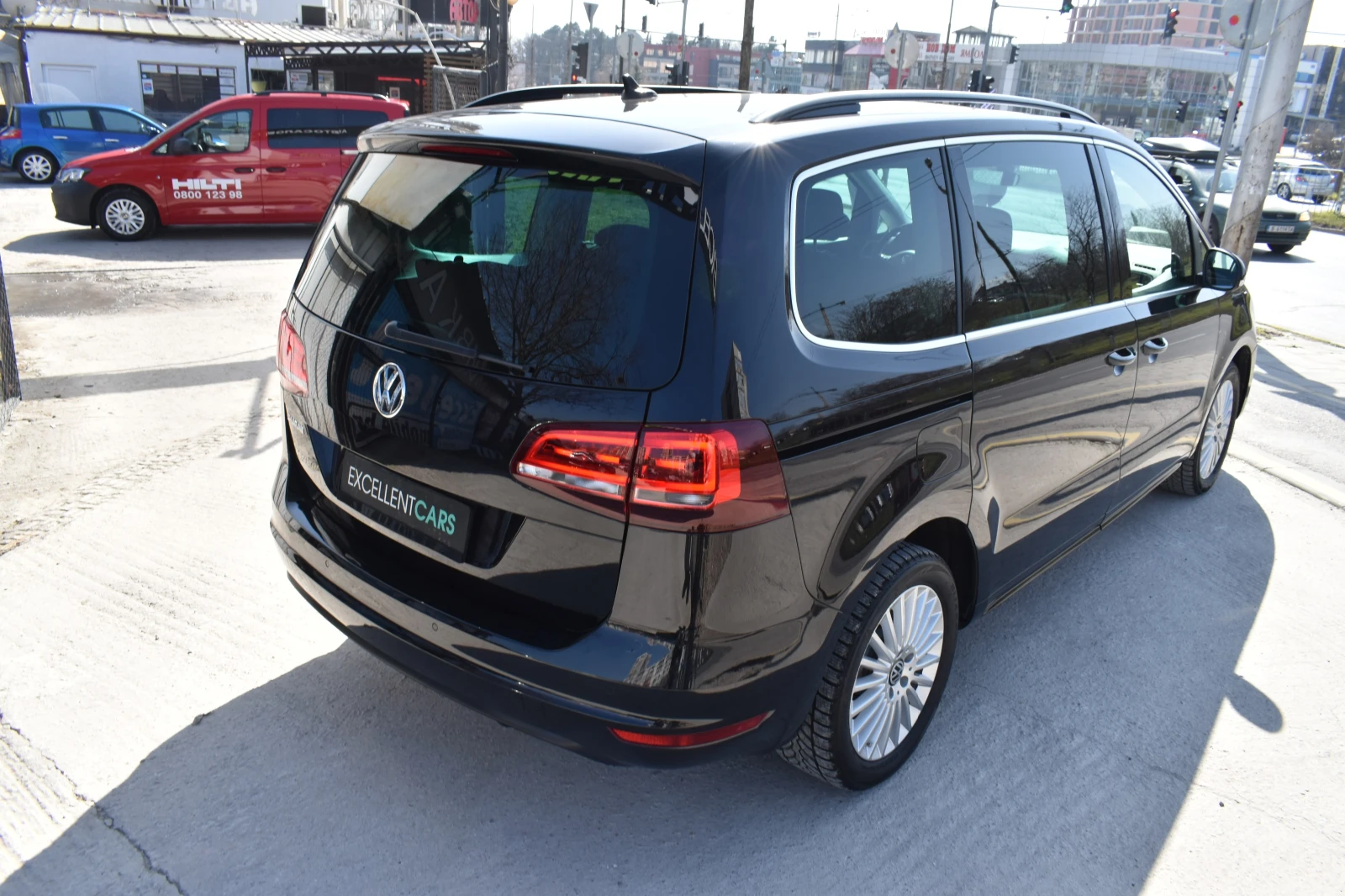 VW Sharan 2.0TDI* 6+ 1* 100000KM* DSG, снимка 5 - Автомобили и джипове - 53838956