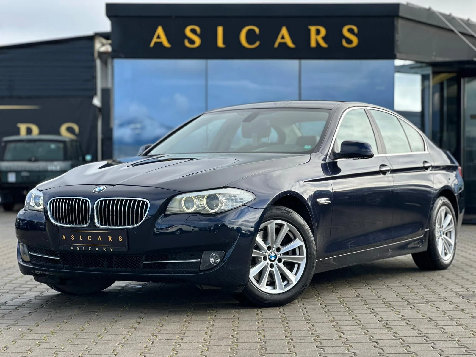 BMW 520 / 2.0D / SPORT / EURO 5 / TOP /