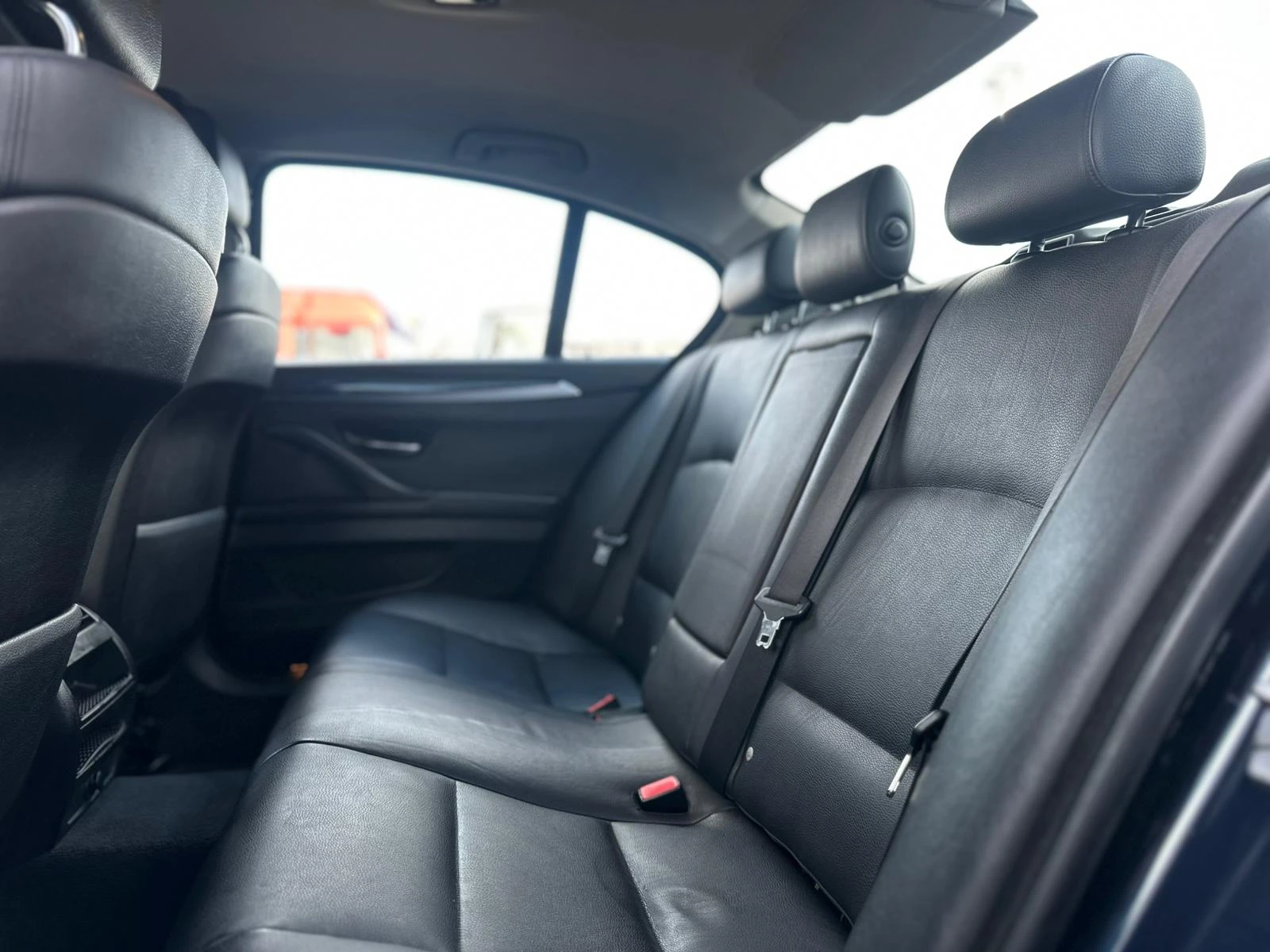 BMW 520 / 2.0D / SPORT / EURO 5 / TOP /, снимка 10 - Автомобили и джипове - 54024647