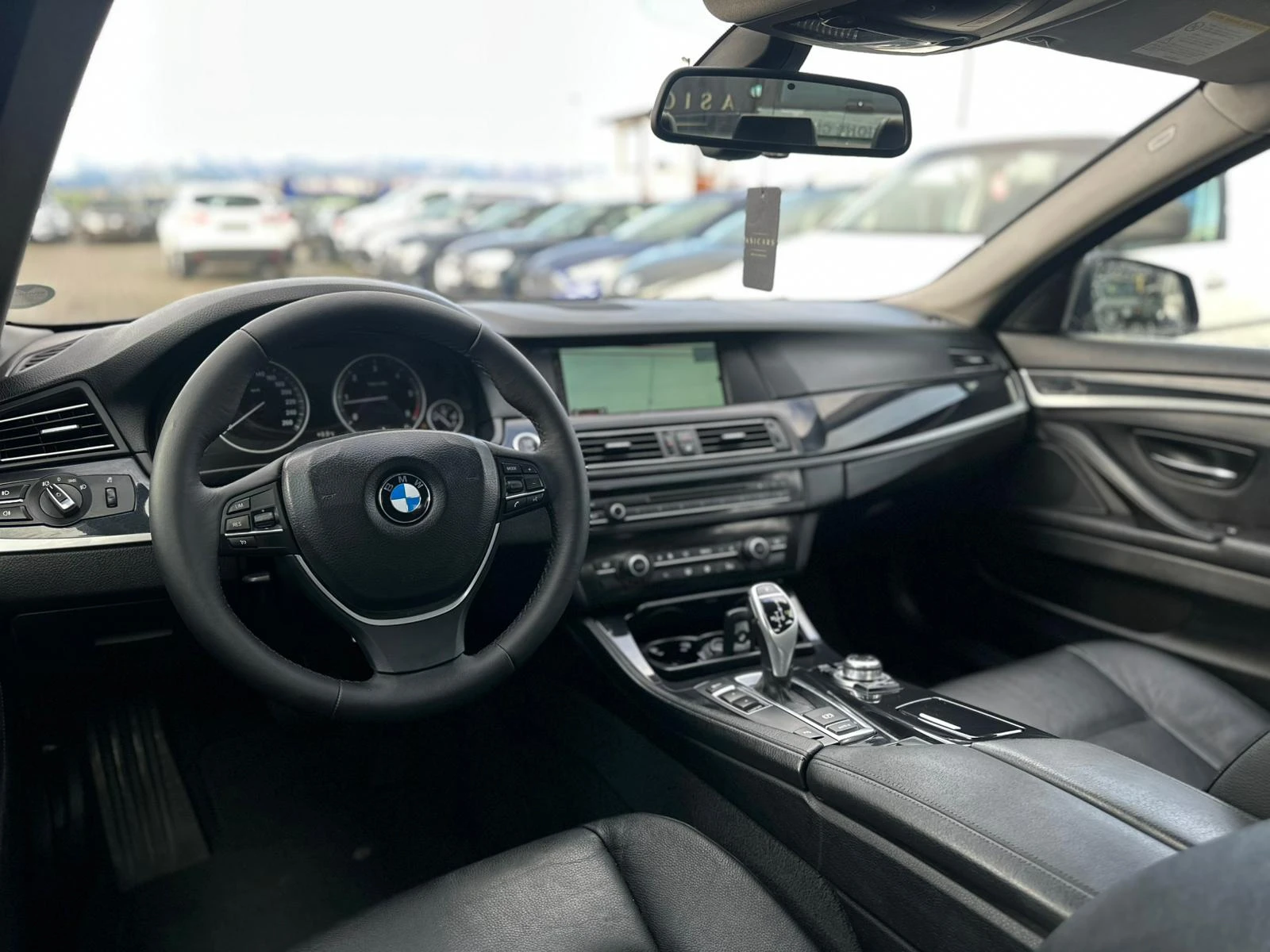 BMW 520 / 2.0D / SPORT / EURO 5 / TOP /, снимка 9 - Автомобили и джипове - 54024647
