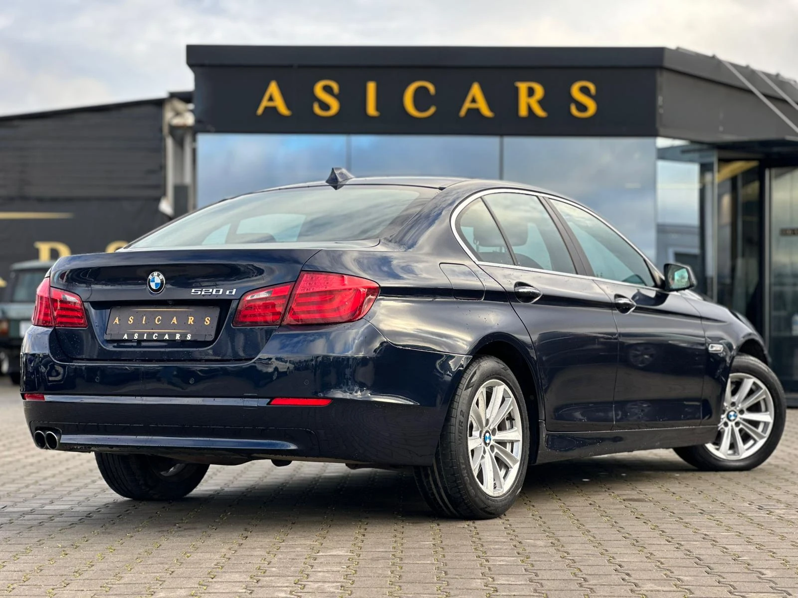 BMW 520 / 2.0D / SPORT / EURO 5 / TOP /, снимка 5 - Автомобили и джипове - 54024647