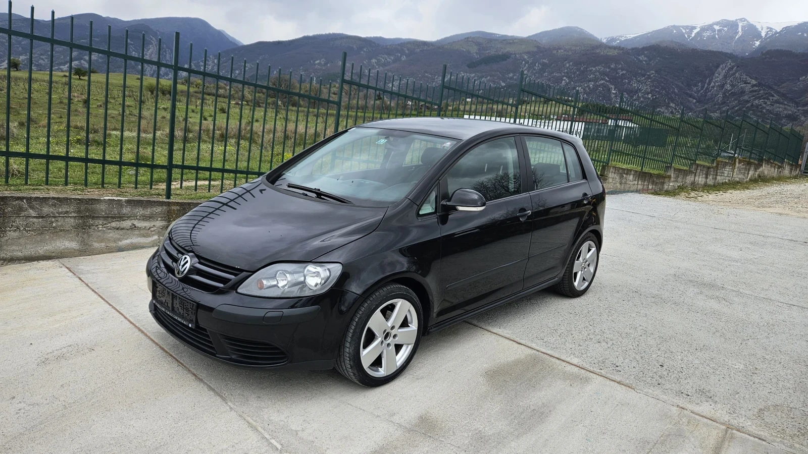 VW Golf Plus 1.9TDI | Auto.bg — изображение 1