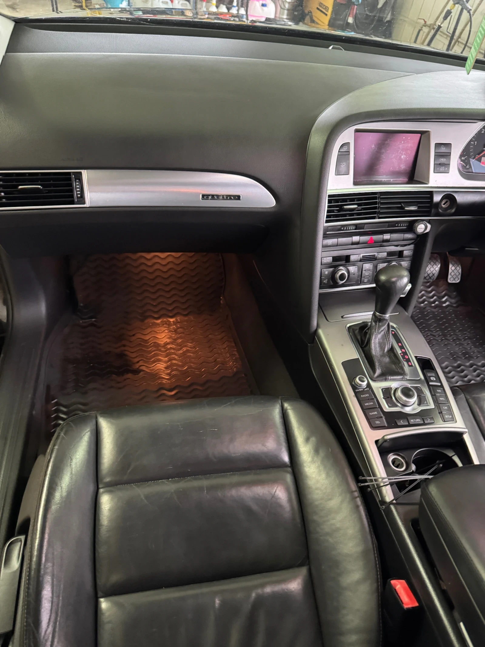 Audi A6 3.0 tdi 233 quattro, снимка 14 - Автомобили и джипове - 54366450