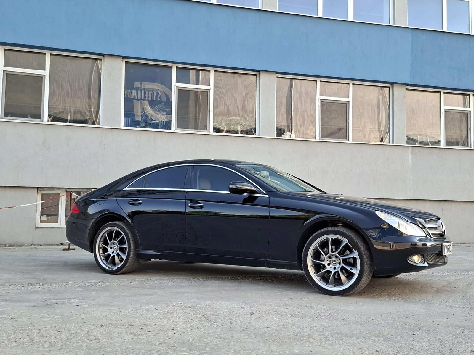 Mercedes-Benz CLS 350 Фейслифт, снимка 7 - Автомобили и джипове - 54429059