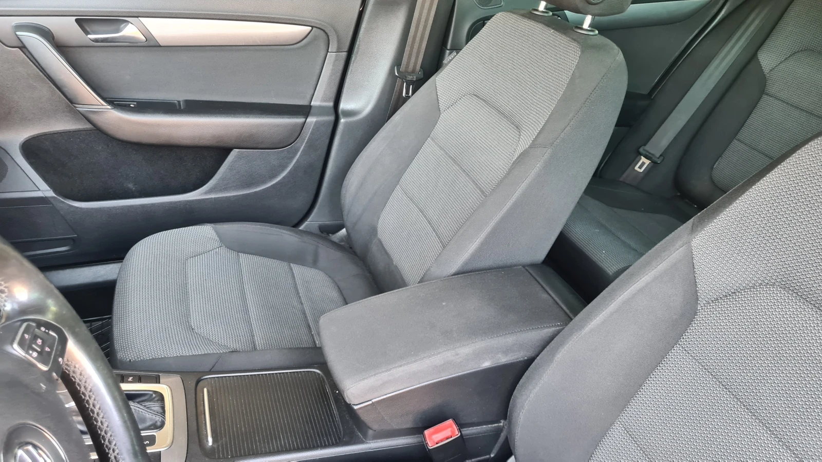 VW Passat 20 TDI.DSG, снимка 13 - Автомобили и джипове - 54429605