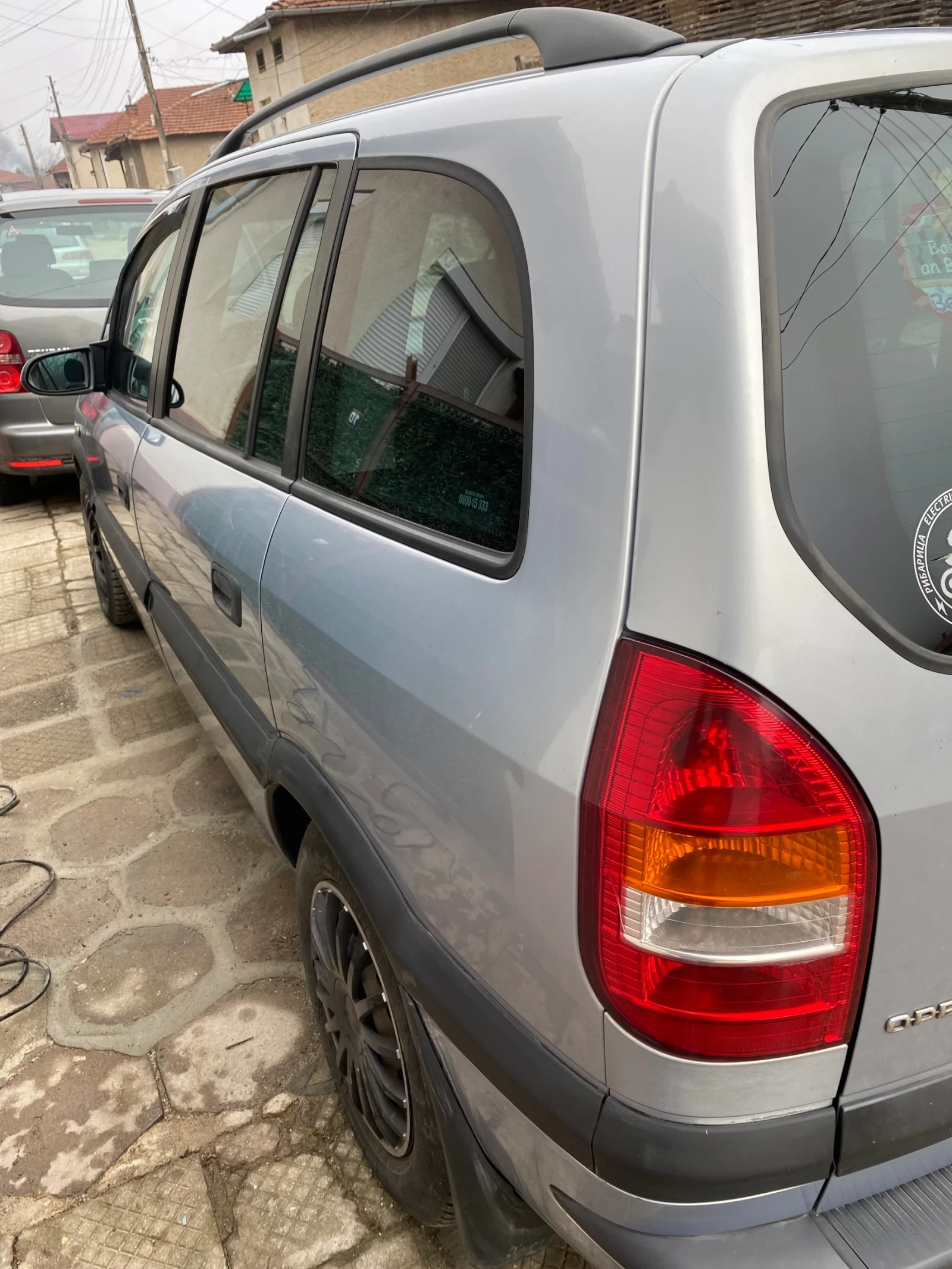 Opel Zafira 2.0 Дизел, снимка 9 - Автомобили и джипове - 55974479