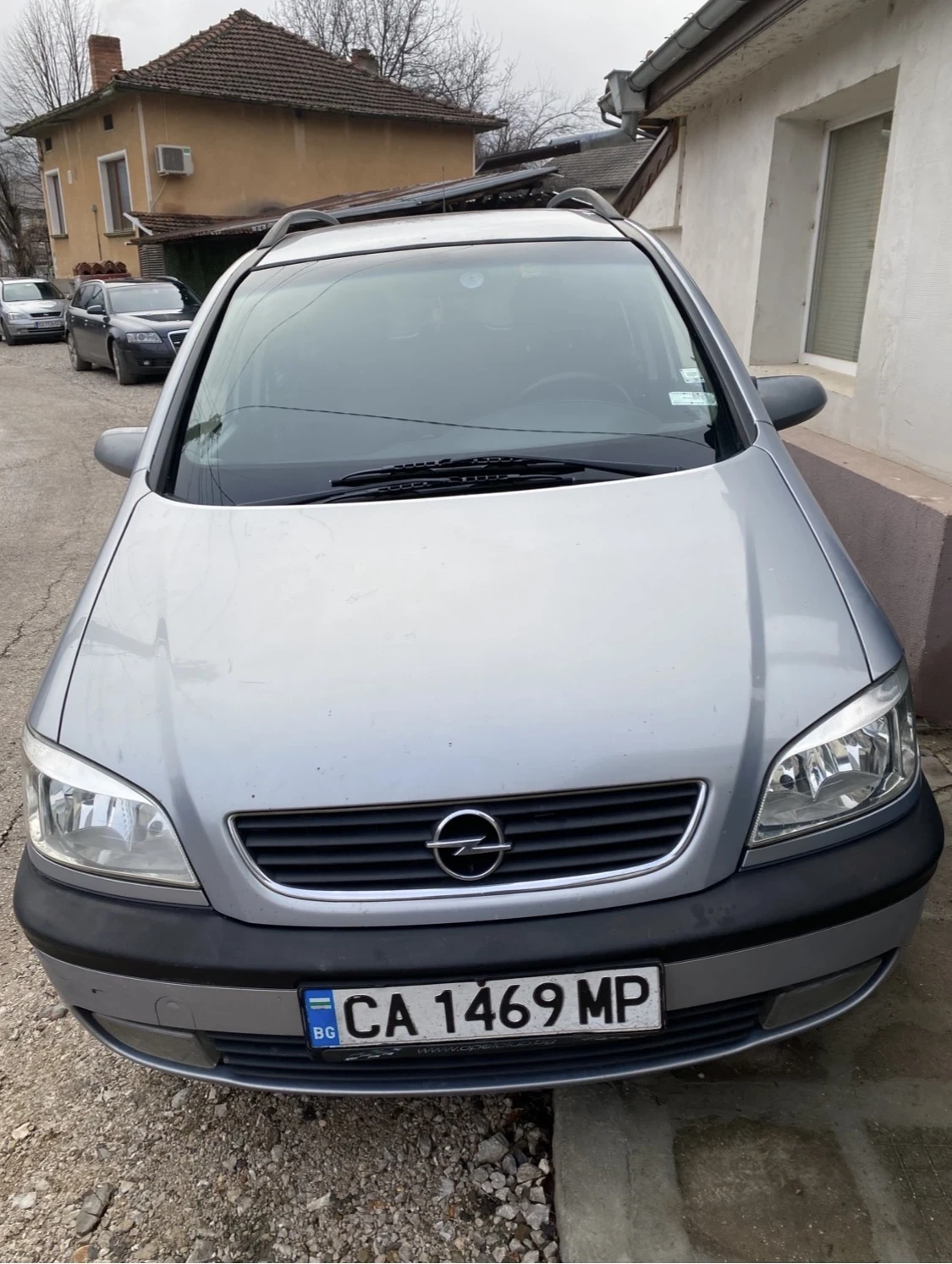 Opel Zafira 2.0 Дизел