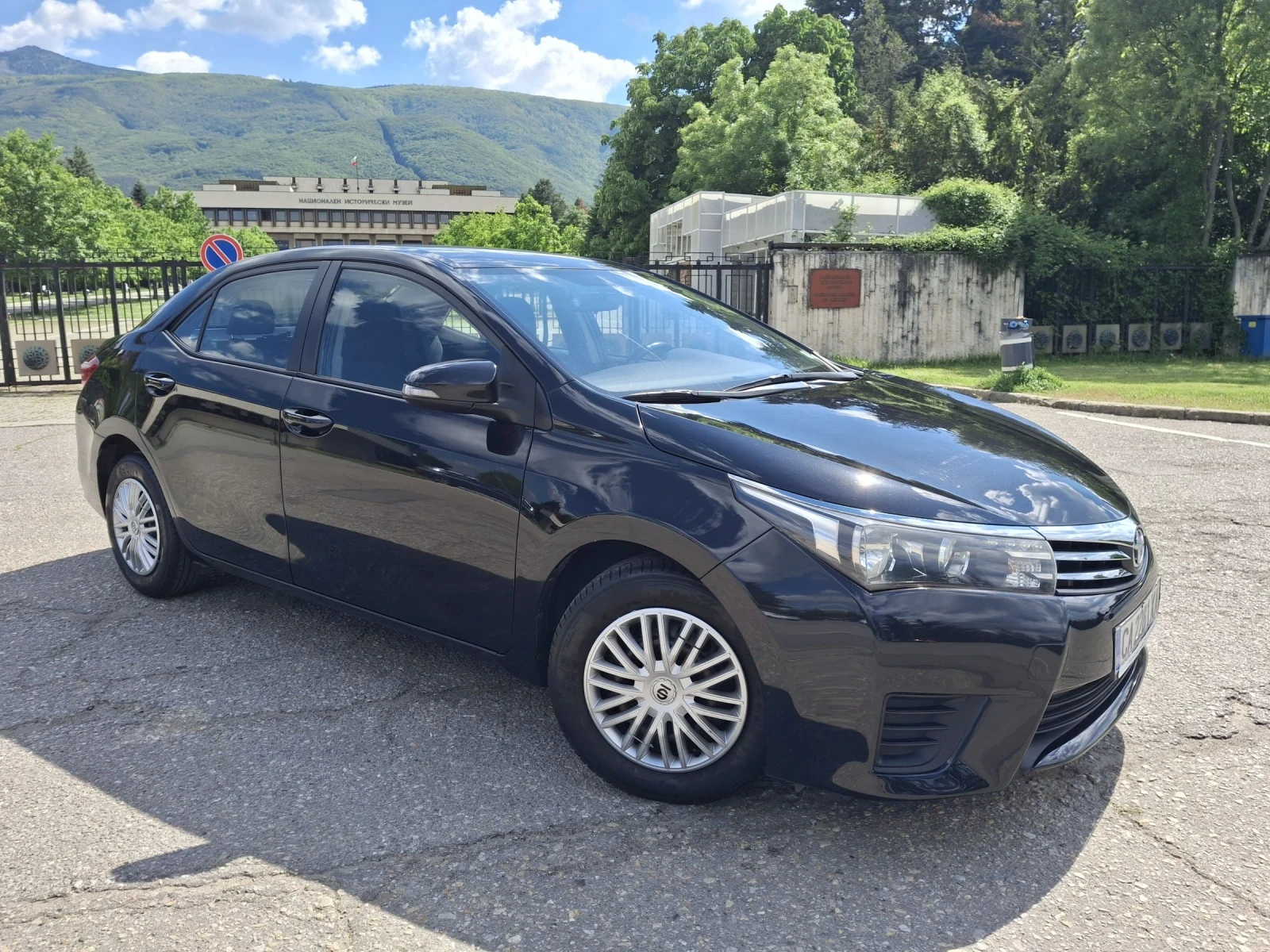 Toyota Corolla 1.4 D-4D 1 собственик ТМ Ауто Реални км Отличен, снимка 3 - Автомобили и джипове - 54693210