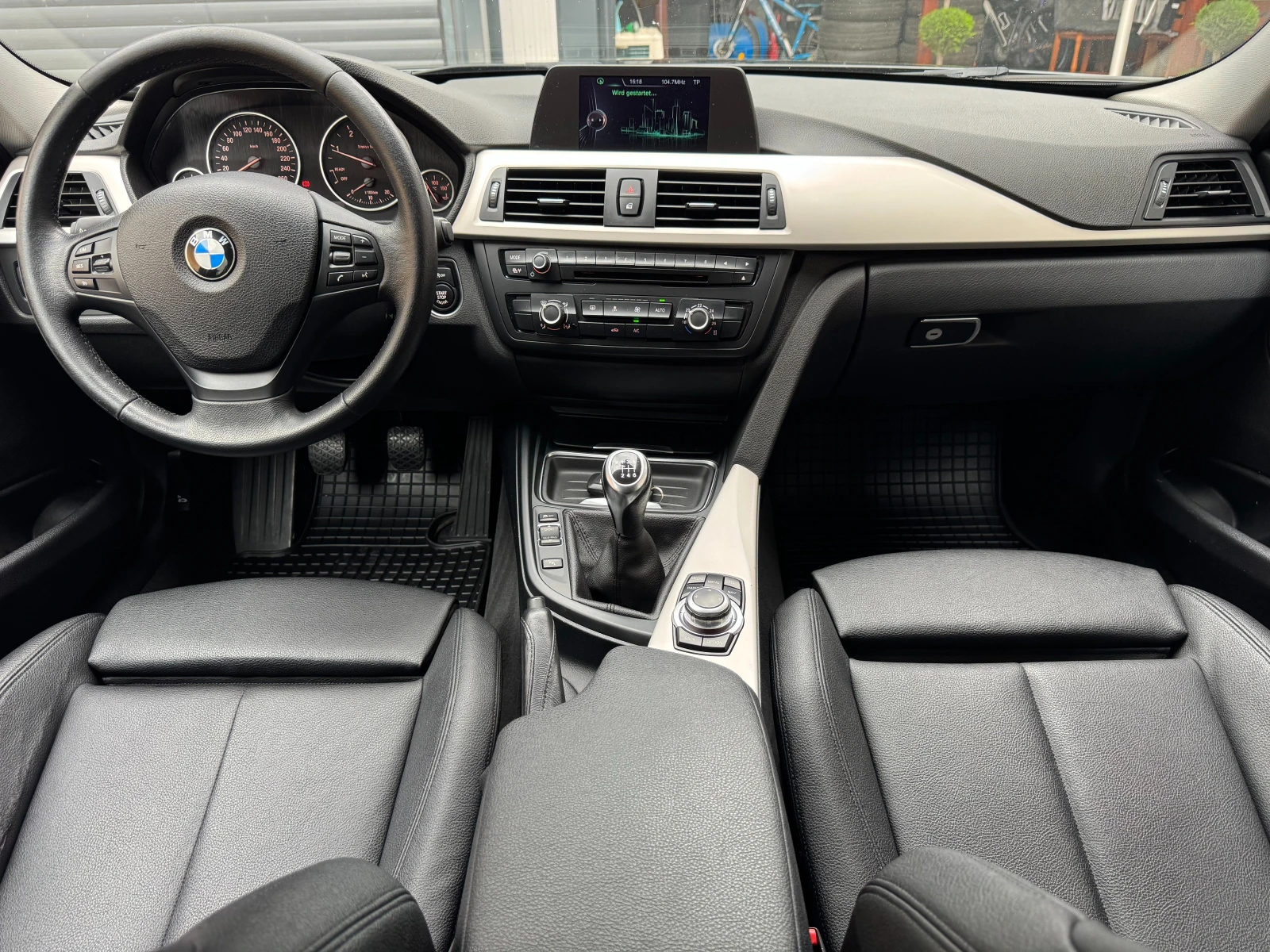 BMW 318 2.0, снимка 9 - Автомобили и джипове - 55087346