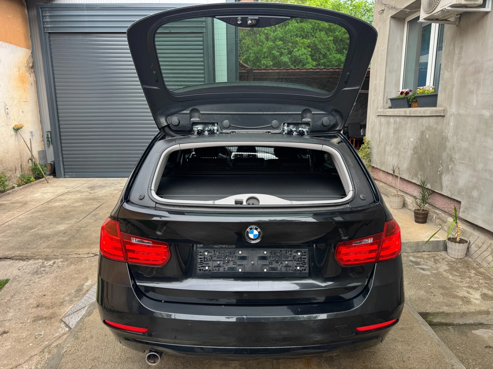 BMW 318 2.0, снимка 15 - Автомобили и джипове - 55087346