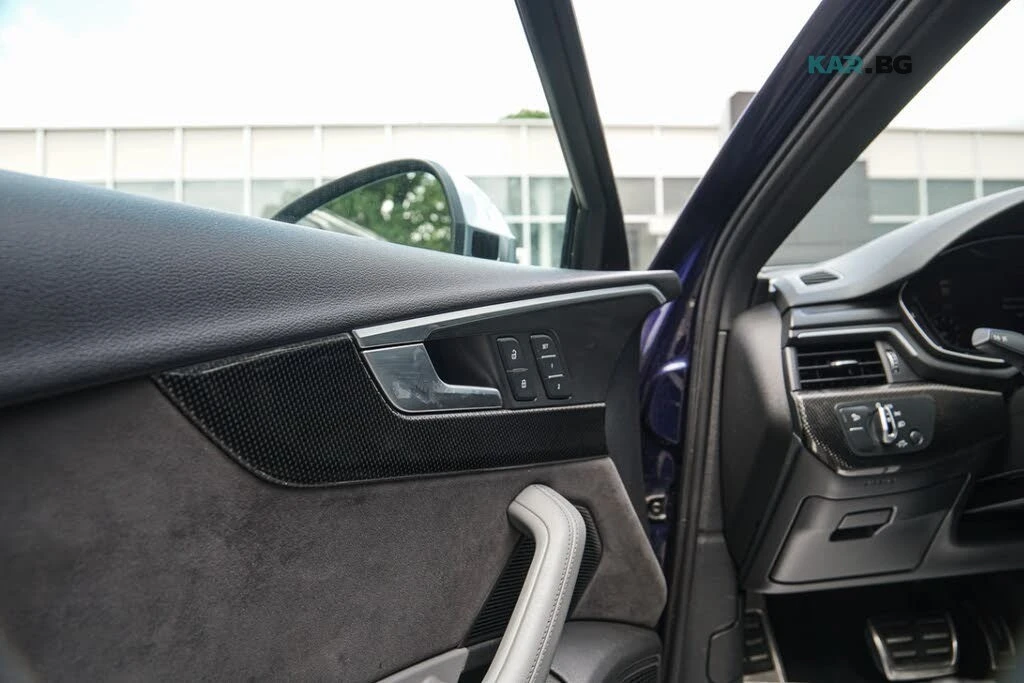 Audi S4 3.0 TFSI* Technik* АвтоКредит* (ЦЕНА ДО БГ), снимка 11 - Автомобили и джипове - 55178730