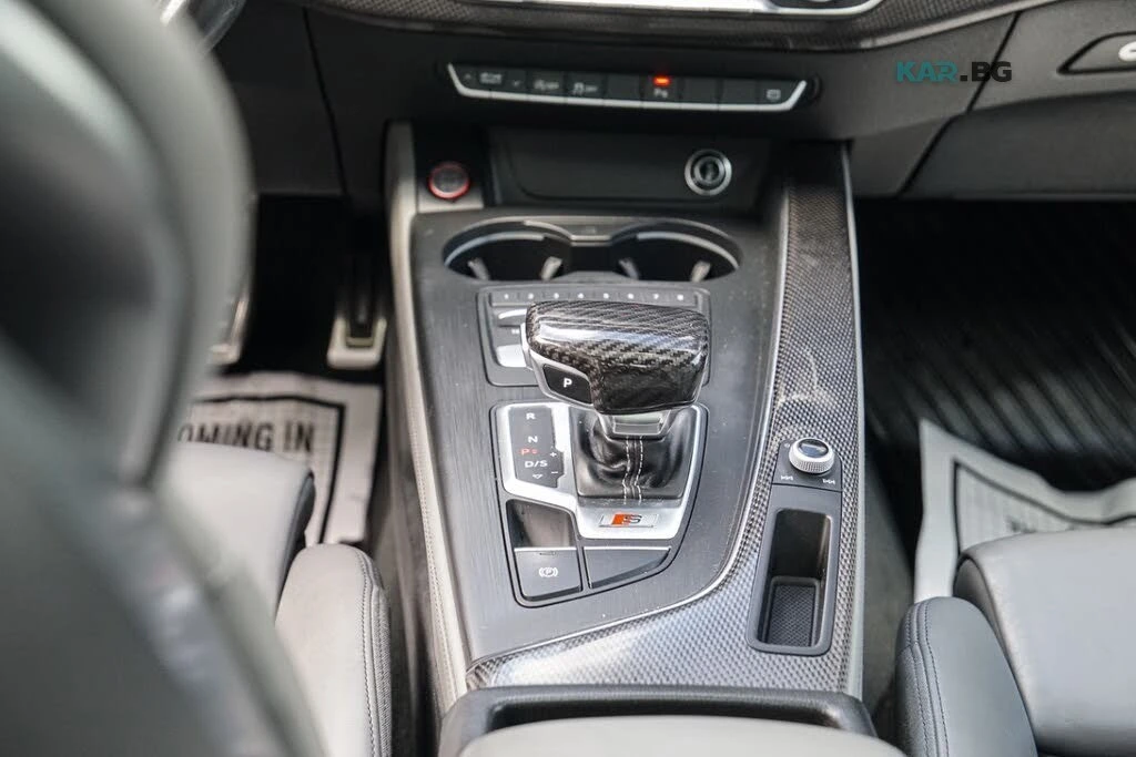 Audi S4 3.0 TFSI* Technik* АвтоКредит* (ЦЕНА ДО БГ), снимка 9 - Автомобили и джипове - 55178730