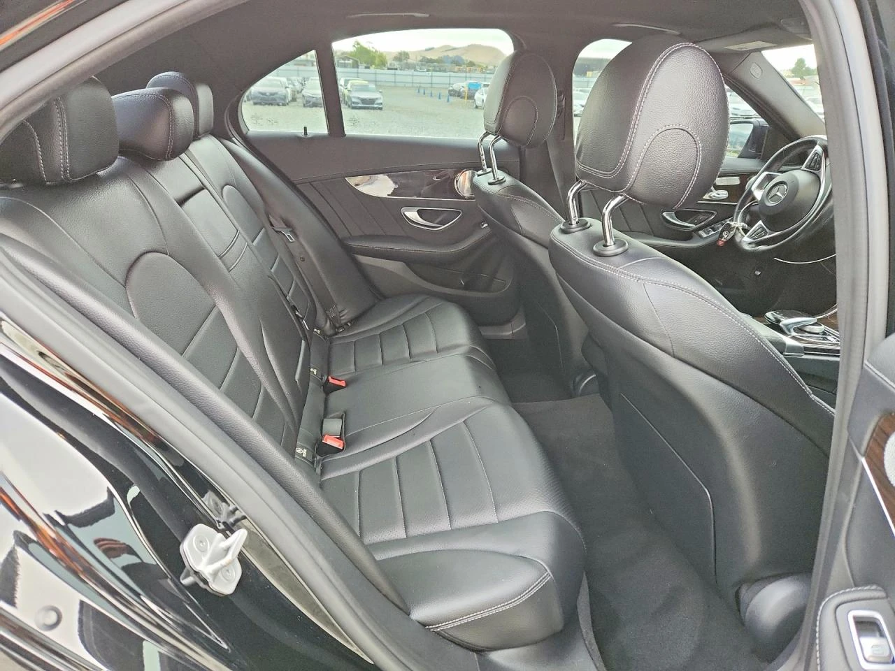 Mercedes-Benz C 300 C300 2.0i, снимка 10 - Автомобили и джипове - 55278599