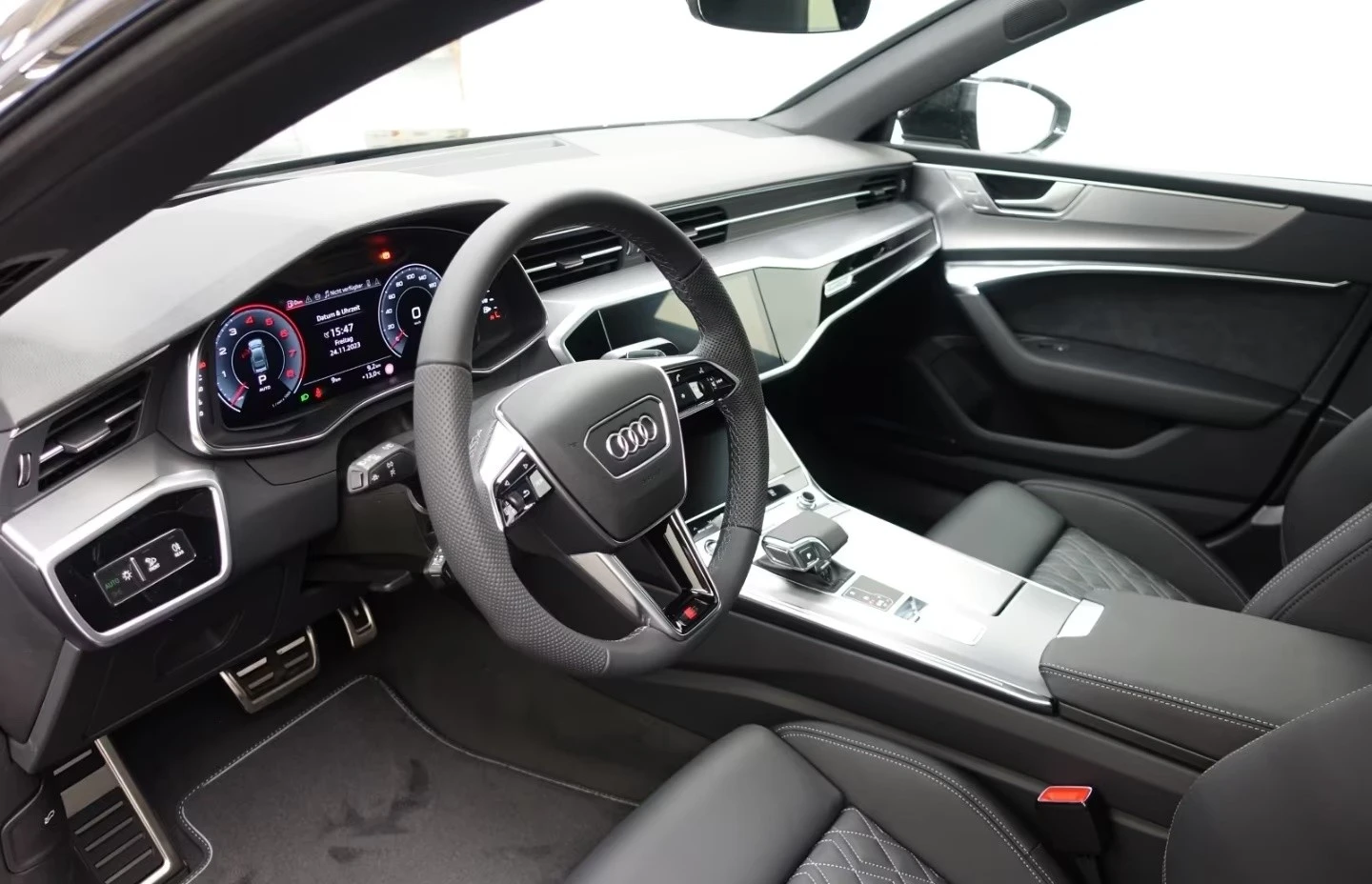 Audi A7 45 TFSI / S-LINE/ QUATTRO/ B&O/ PANO/ HUD/ MATRIX , снимка 10 - Автомобили и джипове - 55347381