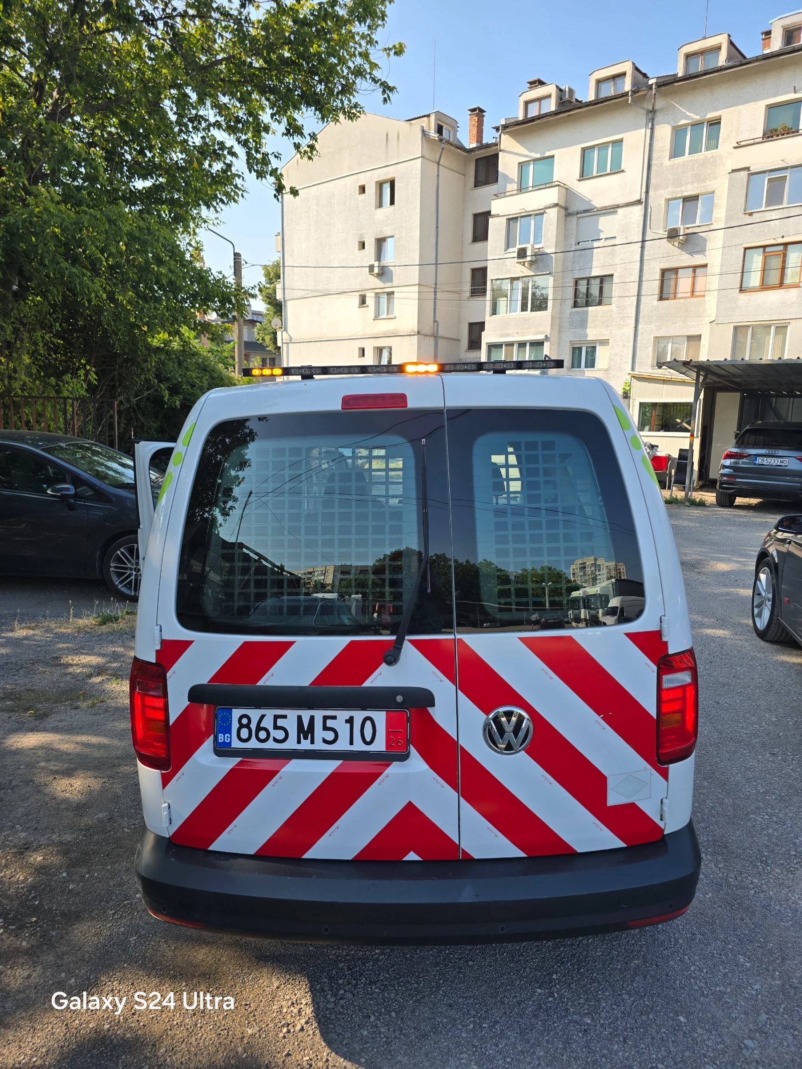 VW Caddy Специализиран , снимка 4 - Автомобили и джипове - 55349010