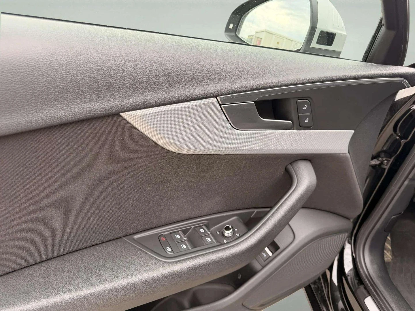 Audi A4 | Mobile.bg � ����������� 5