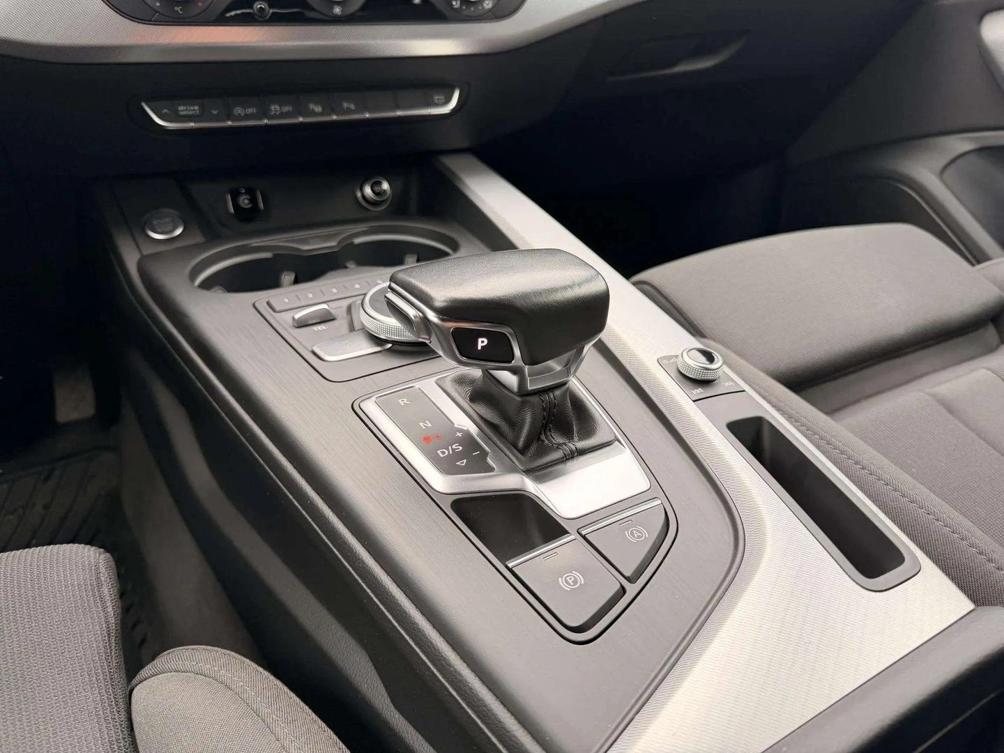 Audi A4 | Mobile.bg � ����������� 13