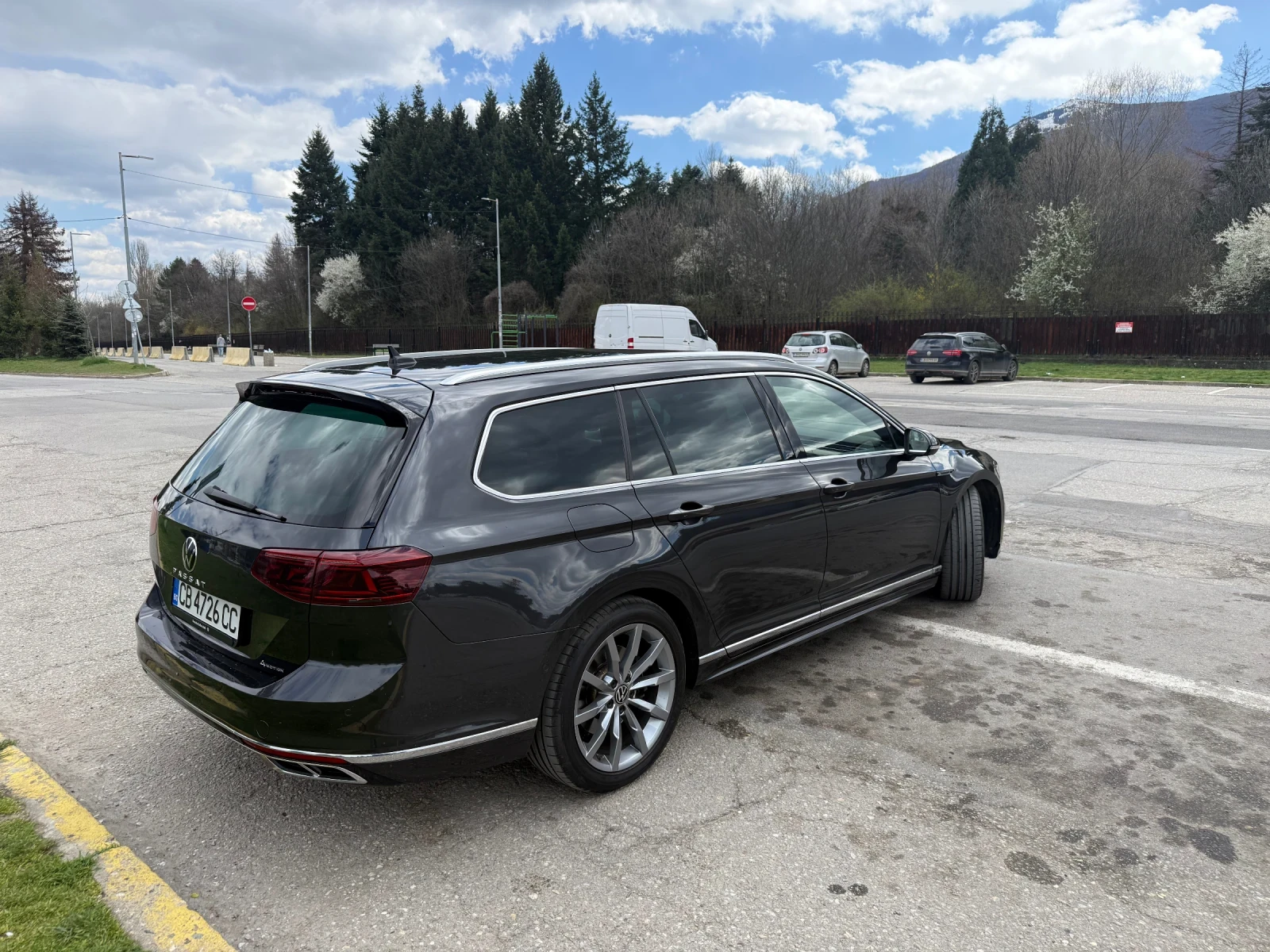 VW Passat, снимка 2 - Автомобили и джипове - 55455411
