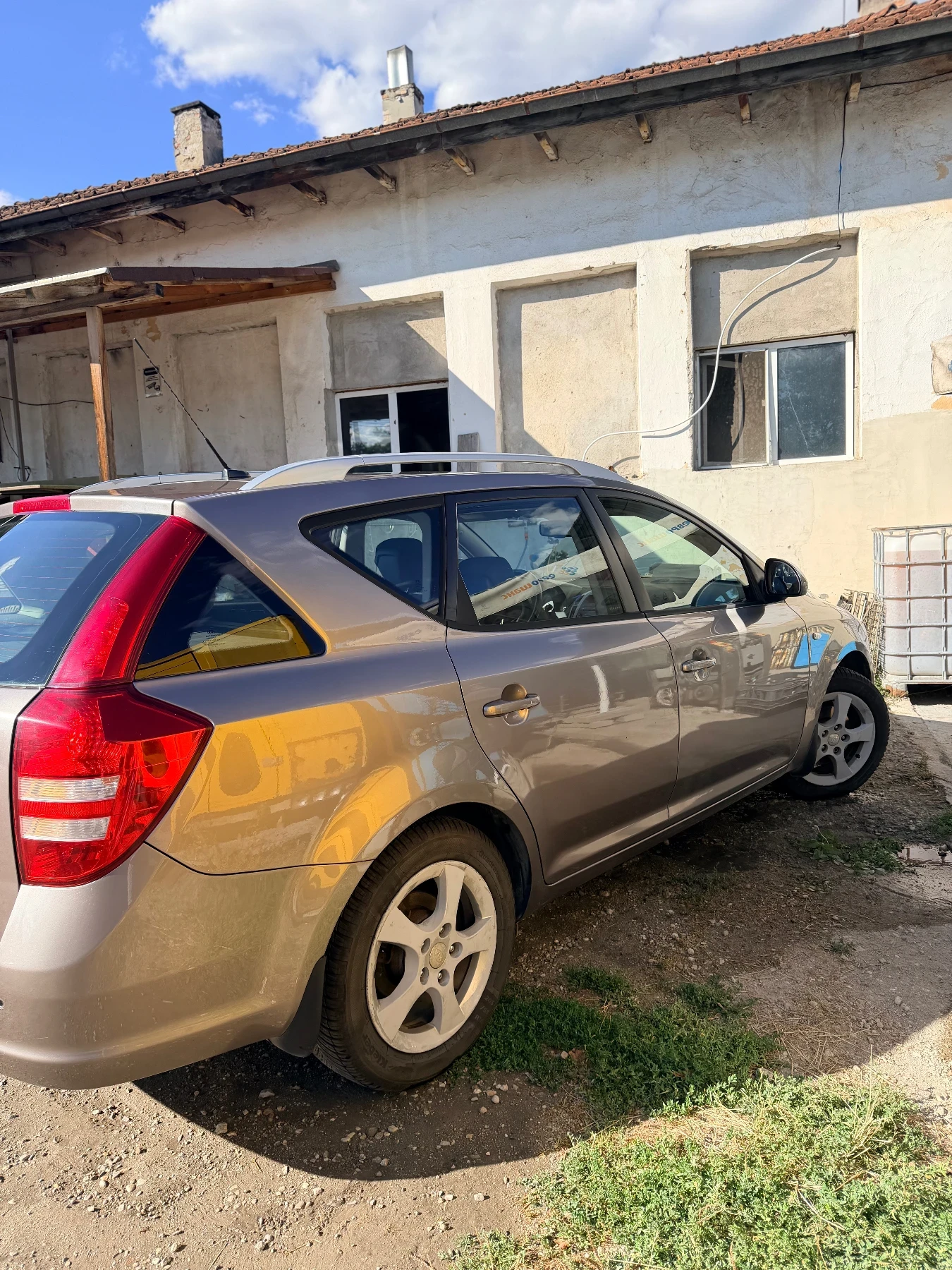 Kia Ceed Дизел 1, 6, снимка 3 - Автомобили и джипове - 56199752