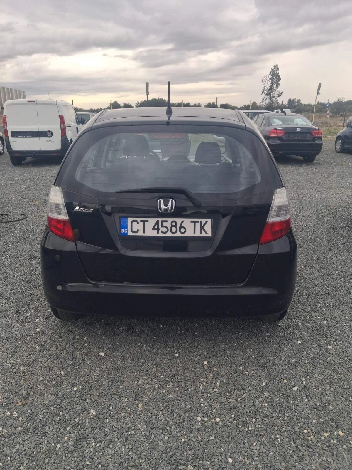 Honda Jazz Топ състояние, снимка 4 - Автомобили и джипове - 56321506