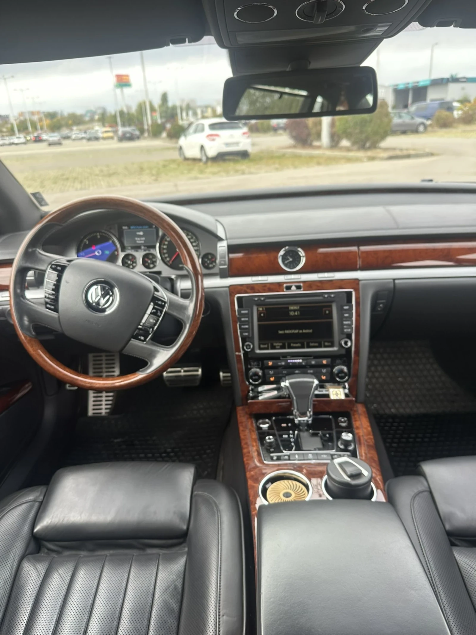 VW Phaeton Бартер/Лизинг, снимка 17 - Автомобили и джипове - 56352333