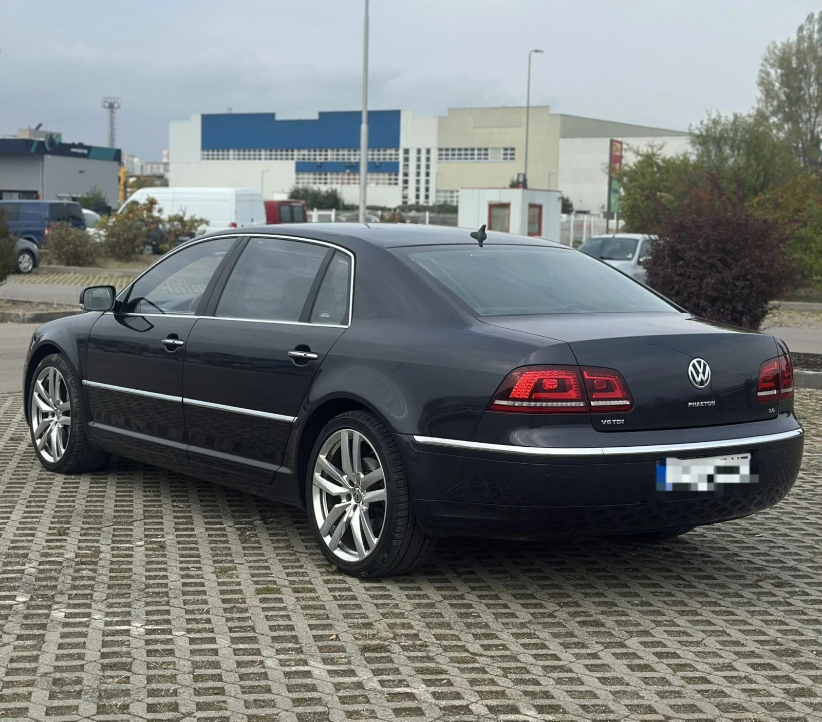VW Phaeton Бартер/Лизинг, снимка 16 - Автомобили и джипове - 56352333