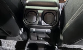 Jeep Wrangler L Sahara| 4WD| PREMIUM SUV| LEATHER| LED| NAVI| , снимка 17