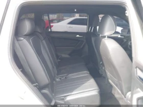 VW Tiguan 2.0T SE R-LINE BLACK CARFAX    | Mobile.bg    14