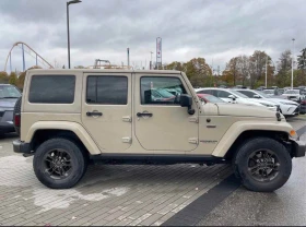 Jeep Wrangler UNLIMITED 75th Anniversary CARFAX АВТО КРЕДИТ  - 32550 лв. / 16642.55 € - 76838553 5