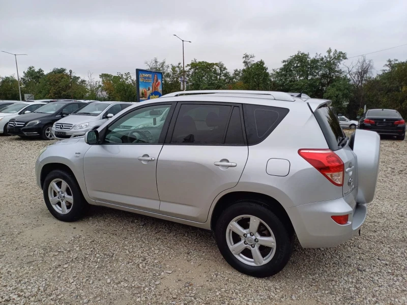 Toyota Rav4 2.2D4D 136k.c* 4x4* UNIKAT* , снимка 5 - Автомобили и джипове - 47223904