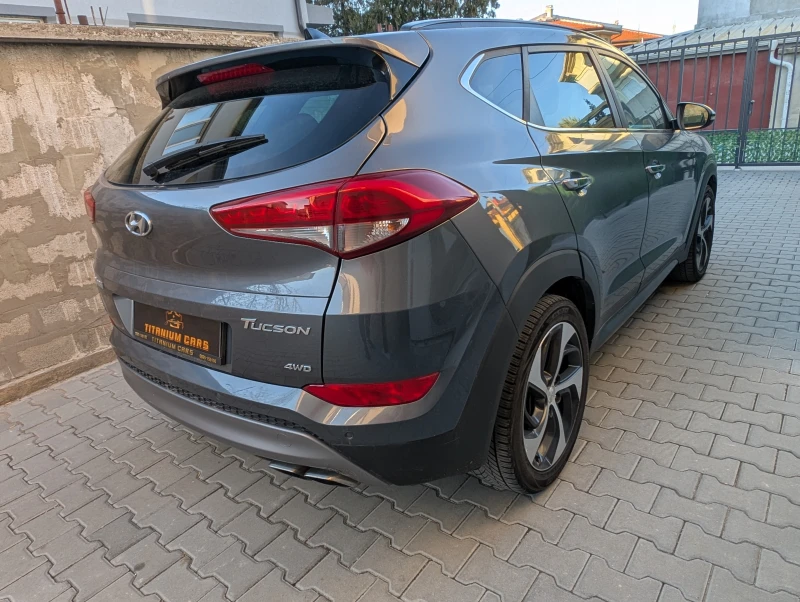 Hyundai Tucson 2.0 CRDi Xpossible 4WD/Панорама/Подгрев, снимка 6 - Автомобили и джипове - 48091375